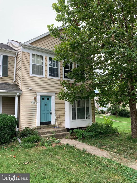 7801 Somerset Ct, Greenbelt, MD 20770