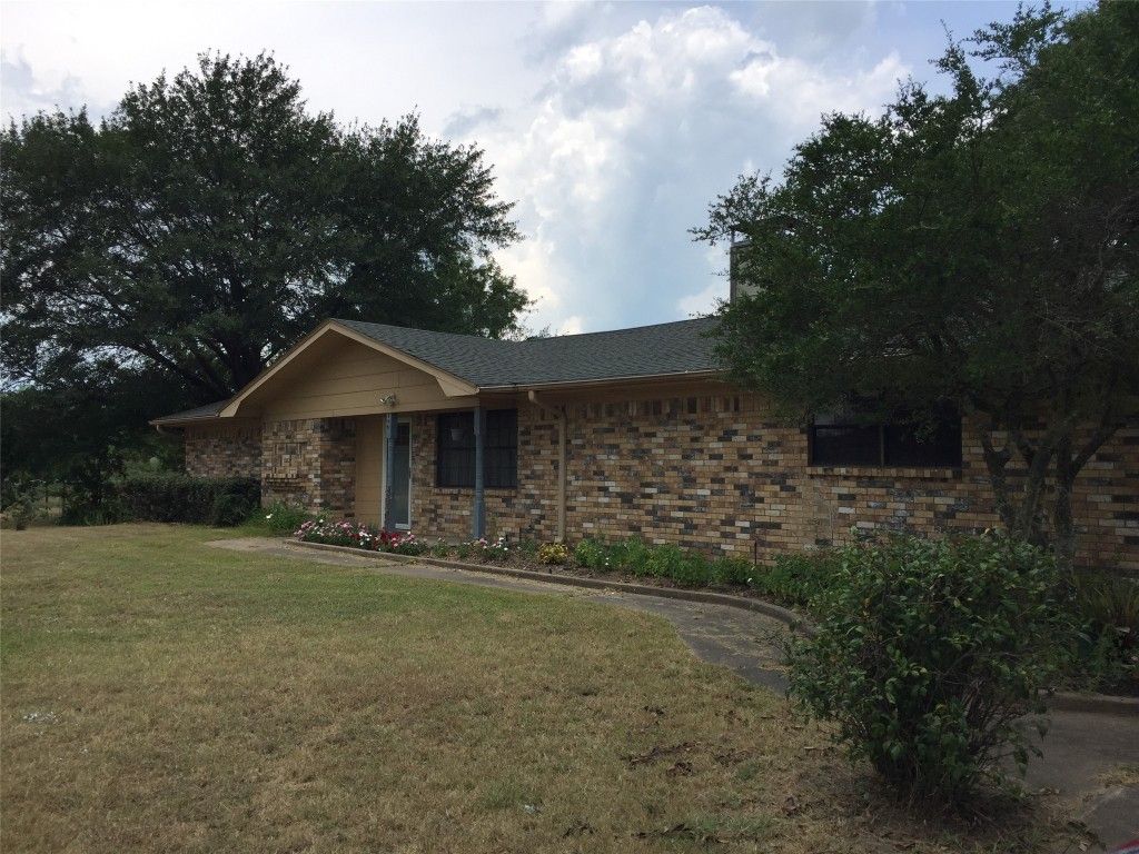 866 State Highway 24, Campbell, TX 75422