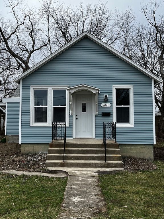 663 N  Columbia Ave, Oglesby, IL 61348