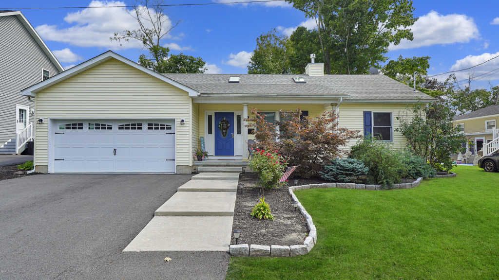 910 Avenue Q, Matamoras, PA 18336 Trulia