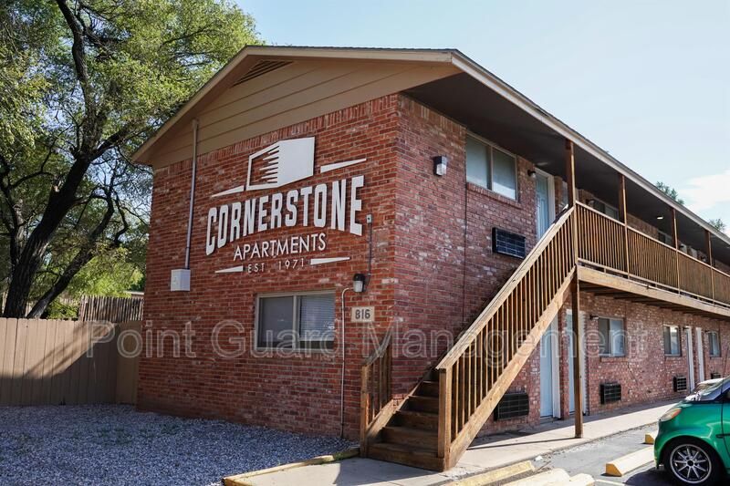 816 N West St #5, Wichita, KS 67203