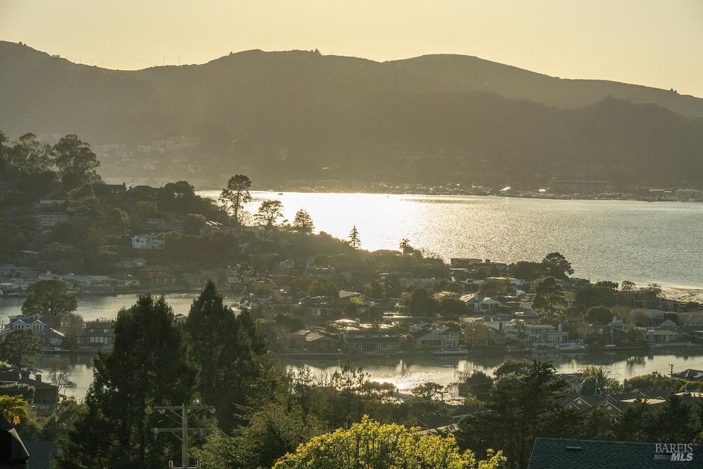 114 Marinero Circle, Tiburon, CA 94920