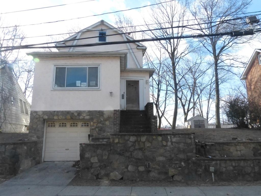 41 Saint Johns Ave, Yonkers, NY 10704 | Redfin, image size:1024x768