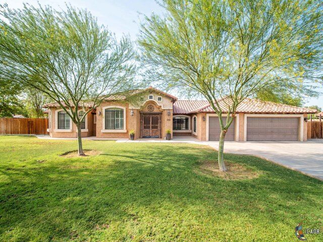 550 Apolonia Dr, Imperial, CA 92251