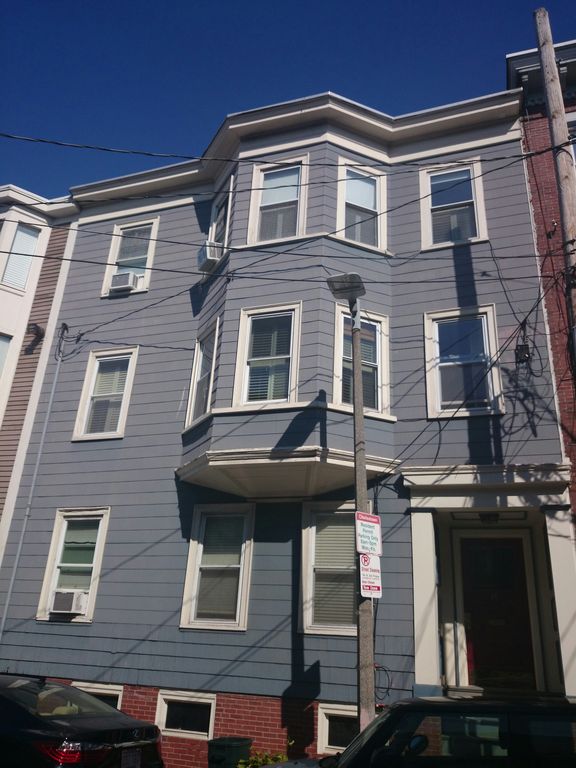 16 Sullivan St #1, Charlestown, MA 02129