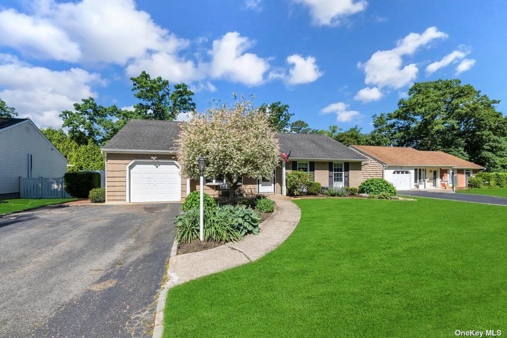 6 Barrett, Nesconset, NY 11767 Trulia