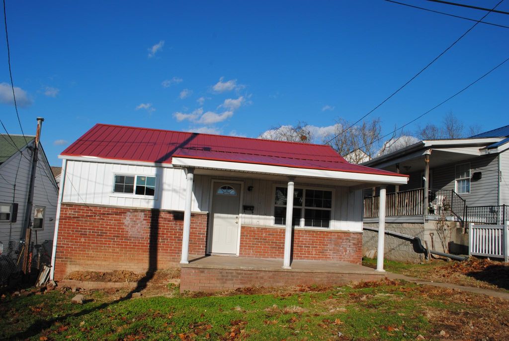 821-8th-st-nitro-wv-25143-trulia