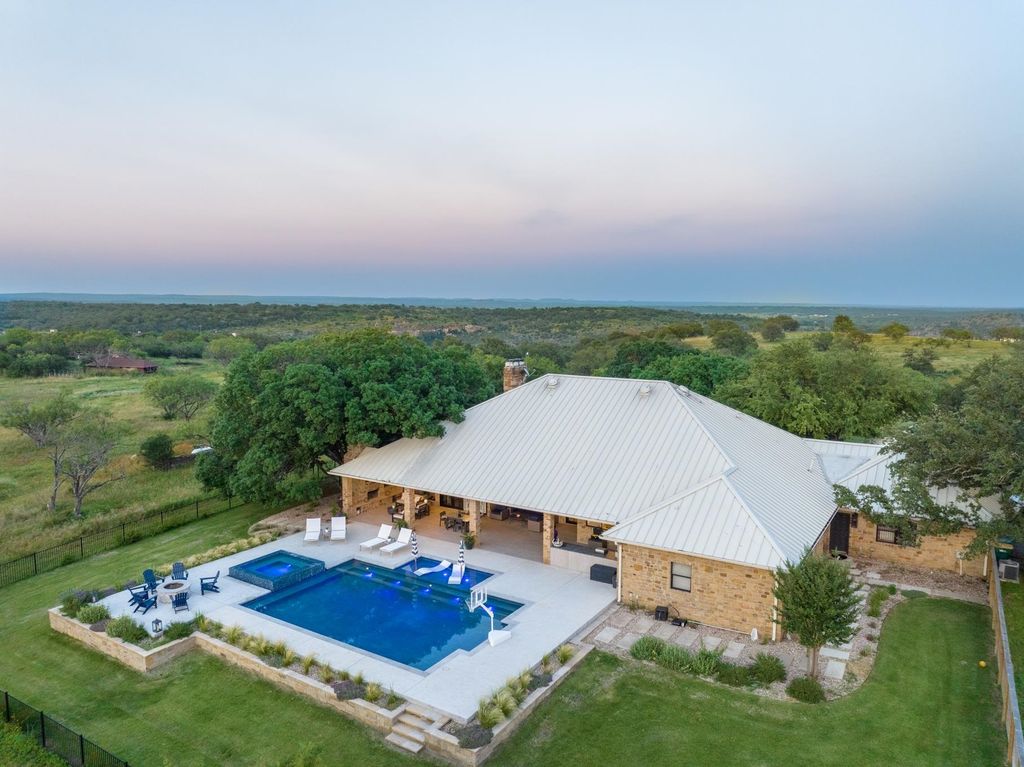 93 Gateway North, Marble Falls, TX 78654 MLS 164768 Trulia