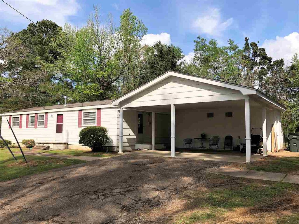 101 Harmony Cir, Crystal Springs, MS 3 Bed, 1 Bath SingleFamily Home