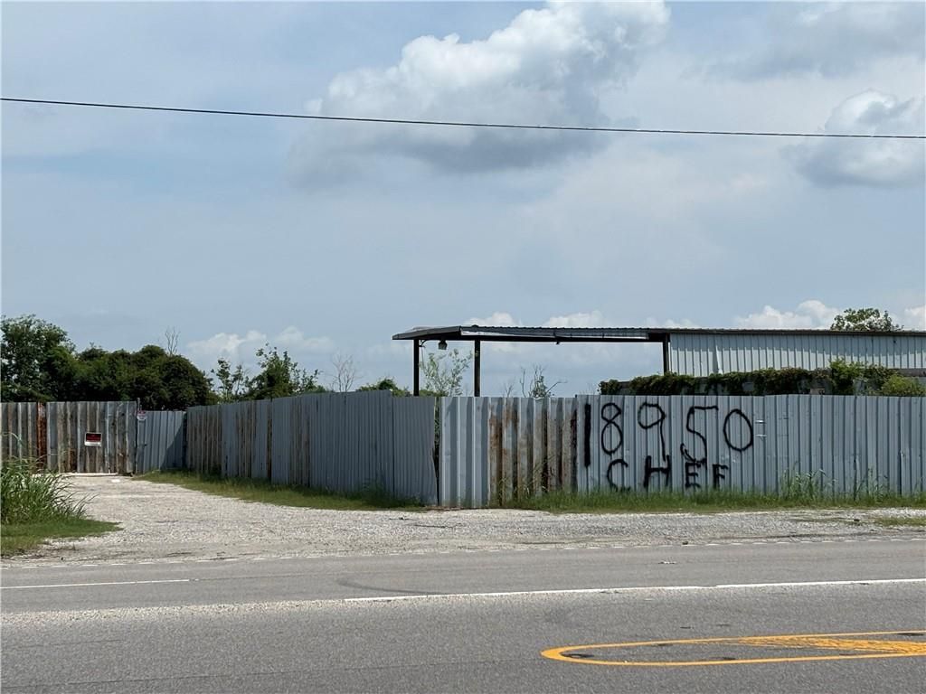 18950 Chef Menteur Hwy, New Orleans, LA 70129