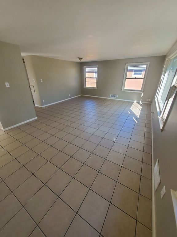 46114613 N 52nd St. (Duplex) Milwaukee, WI Trulia