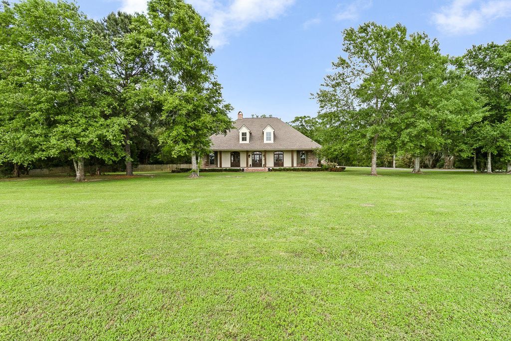 1389 Main Hwy, Arnaudville, LA 70512 Trulia