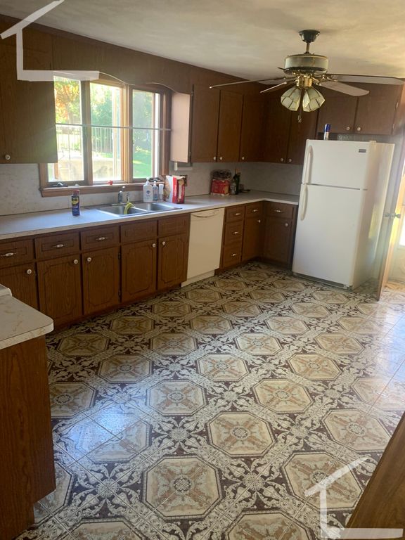 75 Boylston St, Watertown, MA 02472