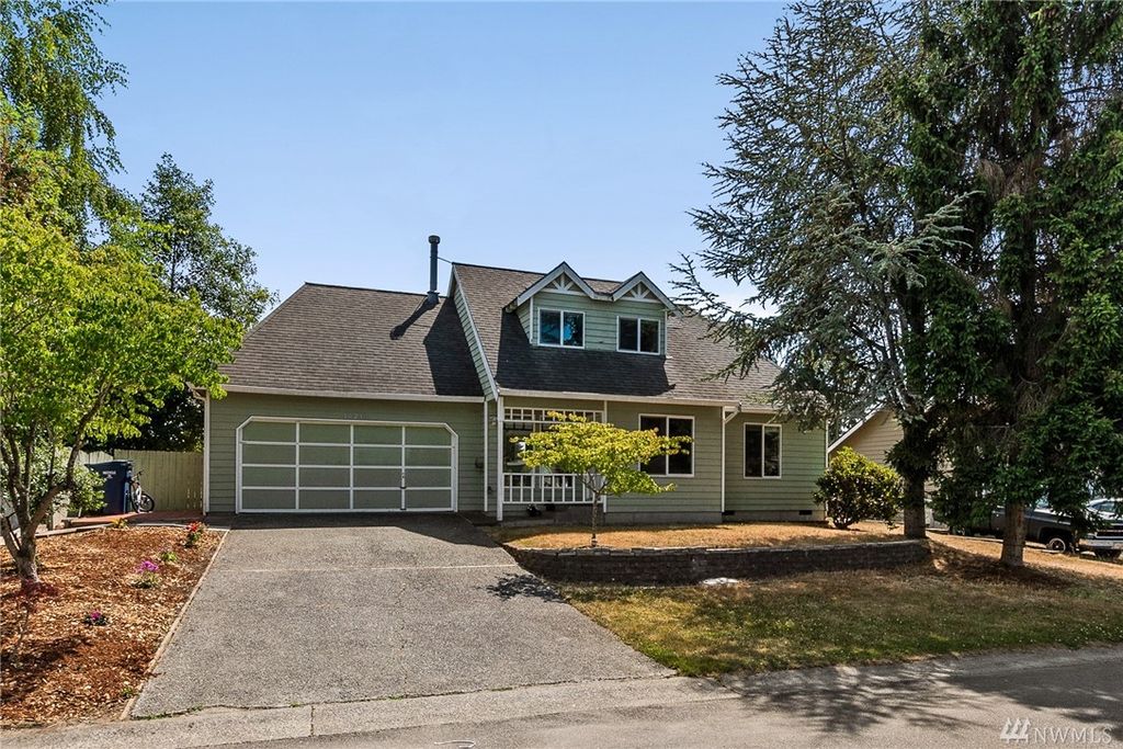 1421 SW 320th Pl, Federal Way, WA 98023