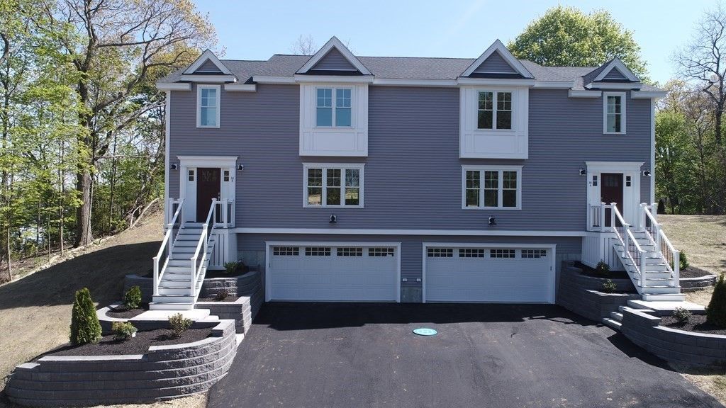 26 Atwood Ave #B, Wakefield, MA 01880