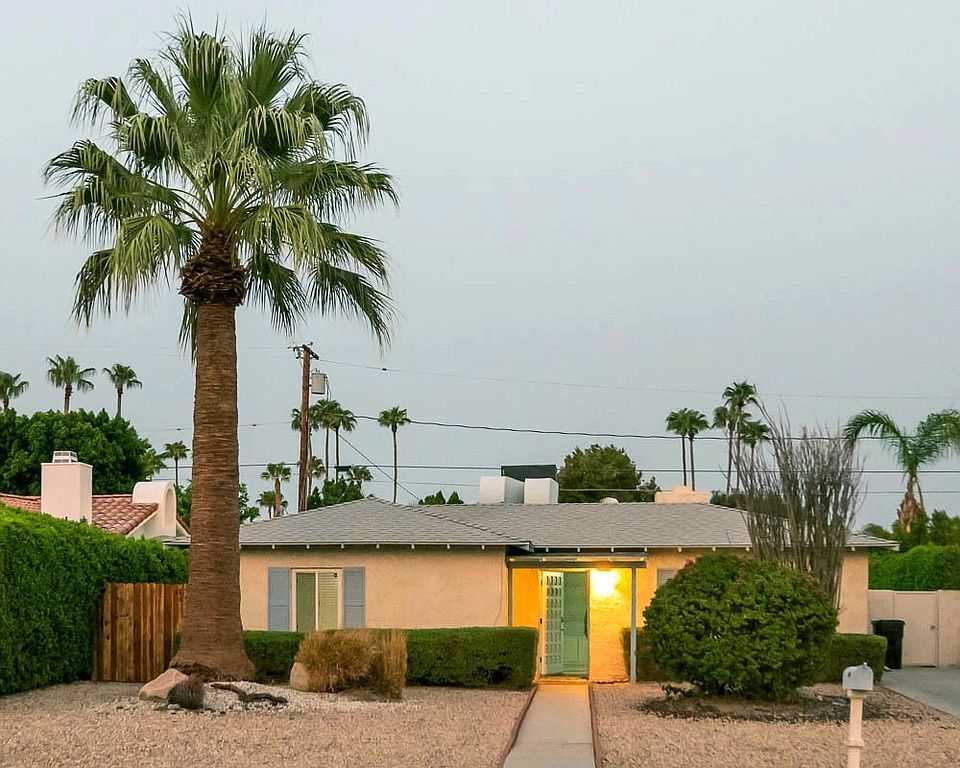 648 N Calle Marcus, Palm Springs, CA 92262