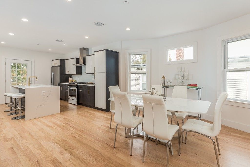112 King St #3, Boston, MA 02122