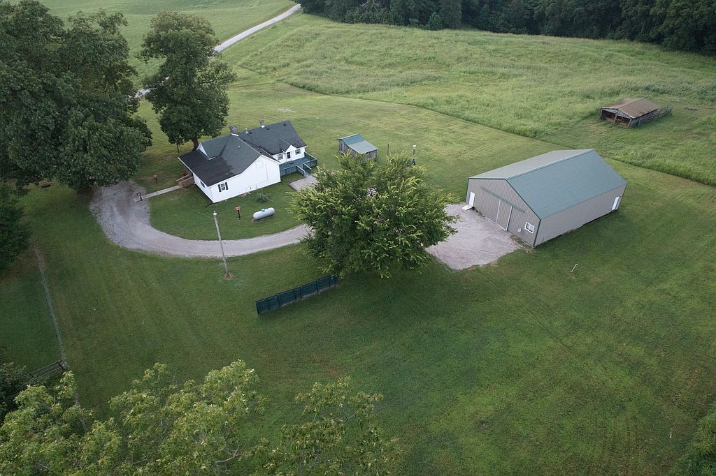 view 1st full size image of this home