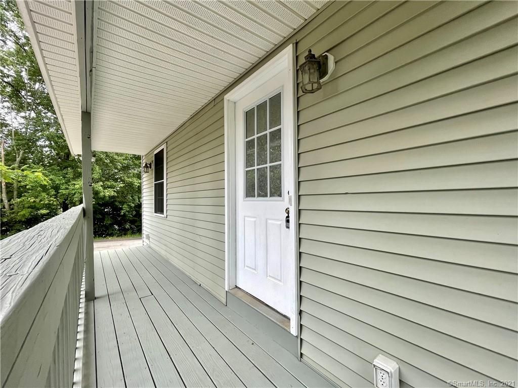 2 Whittier Rd, East Hampton, CT 06424