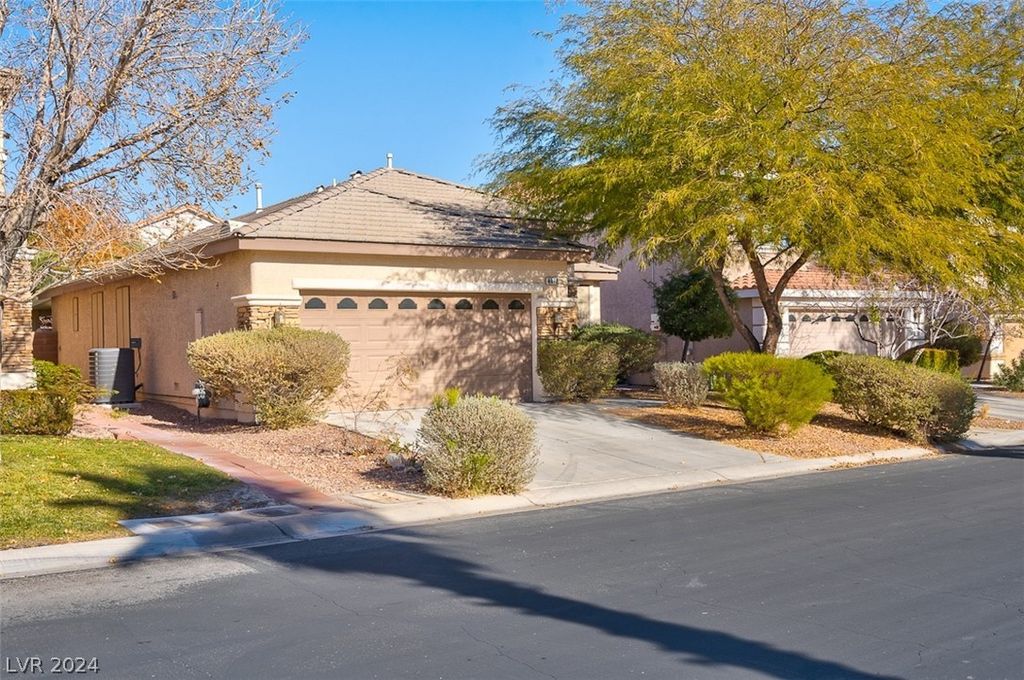 4672 Forest Shadow Ave, Las Vegas, NV 89139