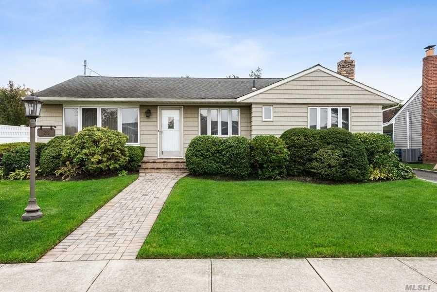 28 Normandy Drive, Bethpage, NY 11714 Trulia