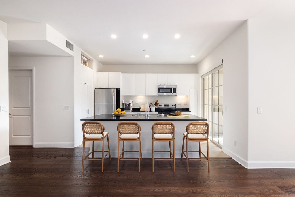 L’Appartement AMERICANA N/S Fooded P/O The Americana at Brand Luxury Apartments - Glendale, CA | Trulia