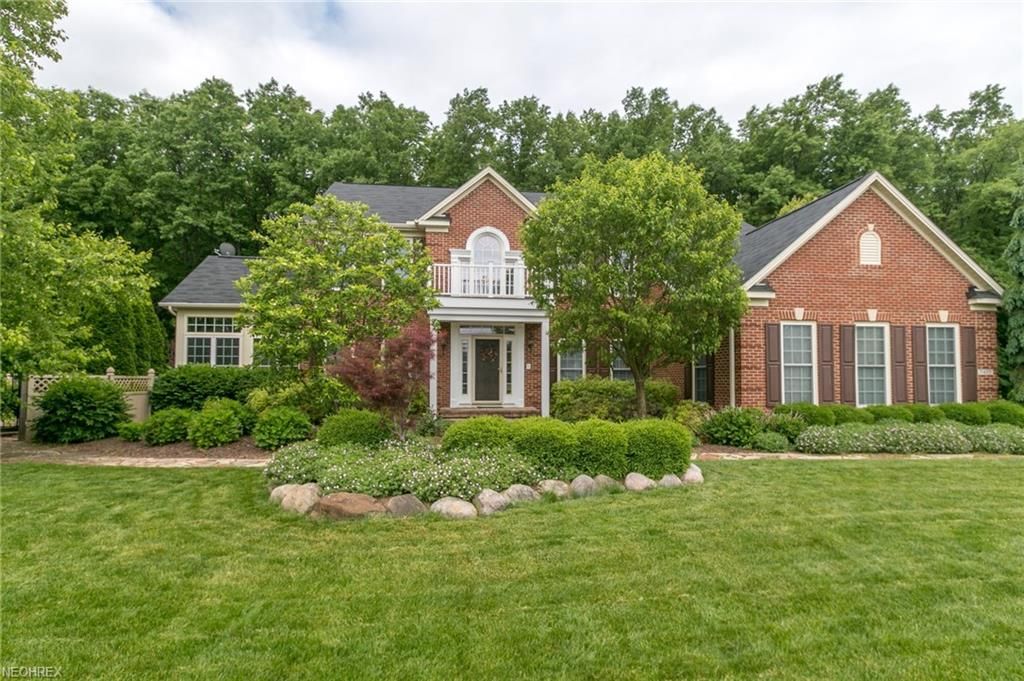 5493 Schueller Blvd, Sheffield Village, OH 44054 Trulia