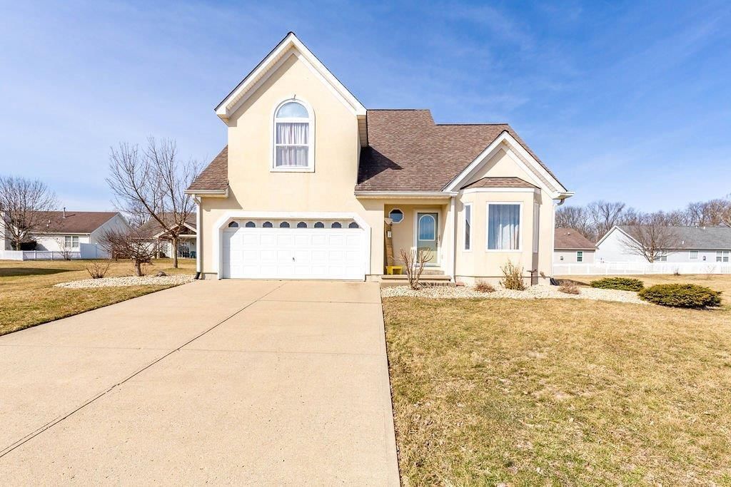 30 Harvest Ct, Oxford, OH 45056