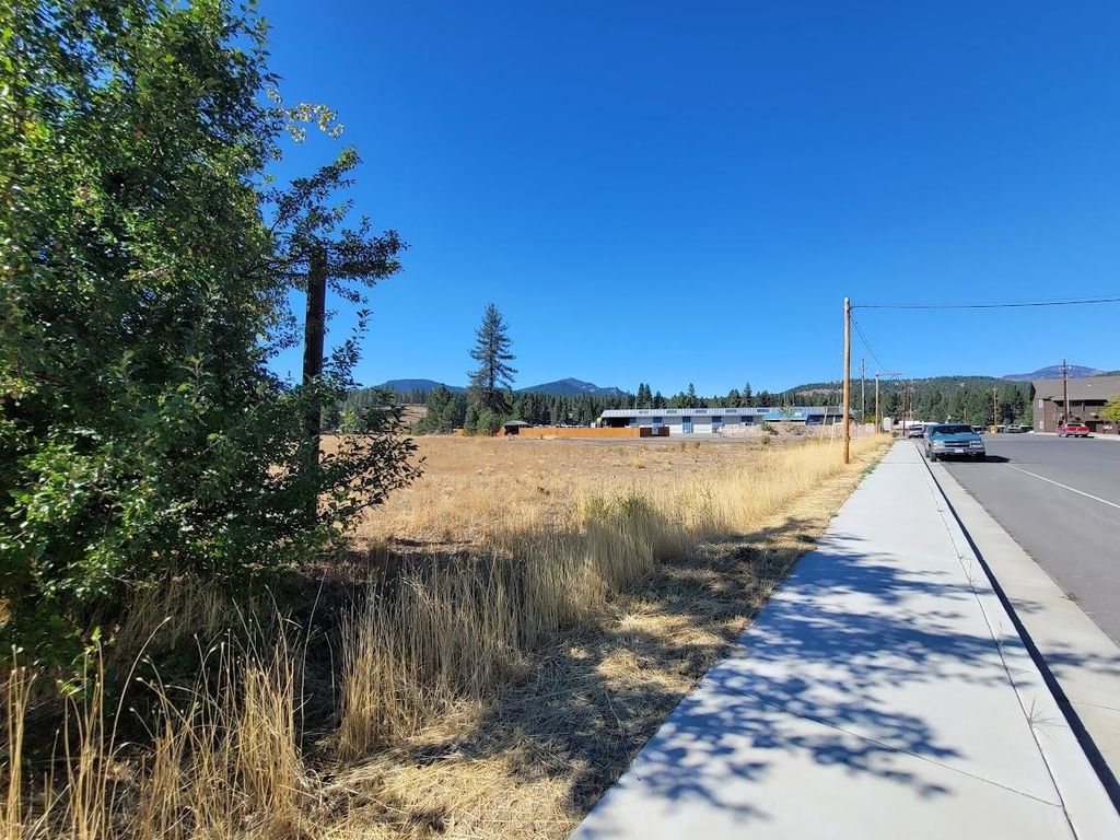 260 Main St, Portola, CA 96122 MLS 20240159 Trulia
