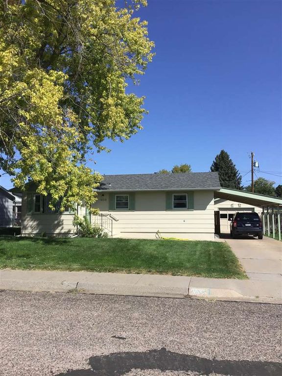 1235 E 8th St, Ogallala, NE 69153