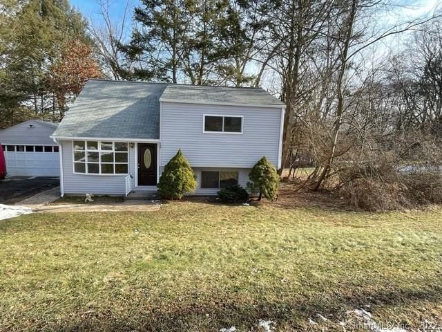 50 Lucinda Ln, Middletown, CT 06457