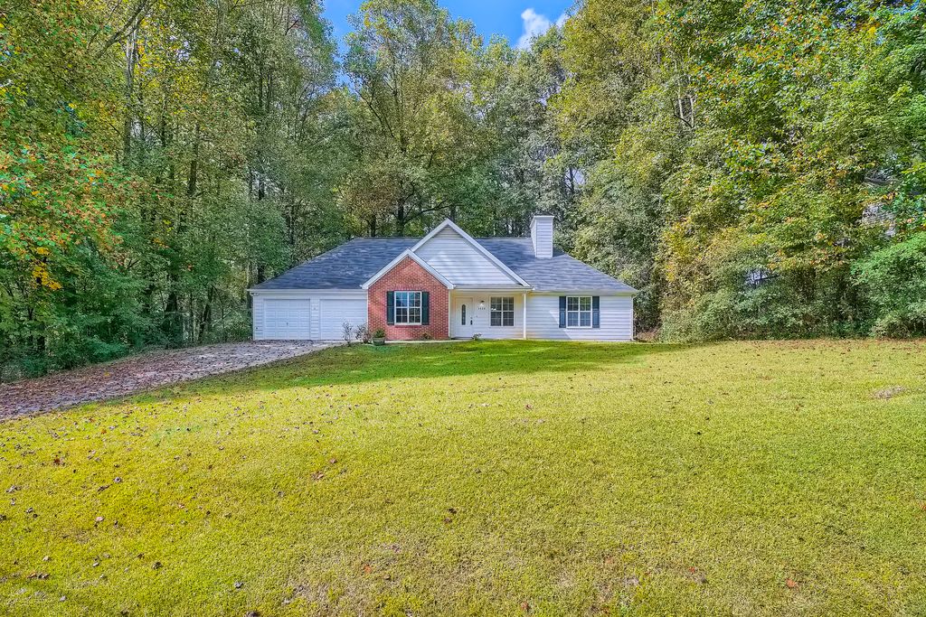 5420 Rolling Oaks Dr, Cumming, GA 30040
