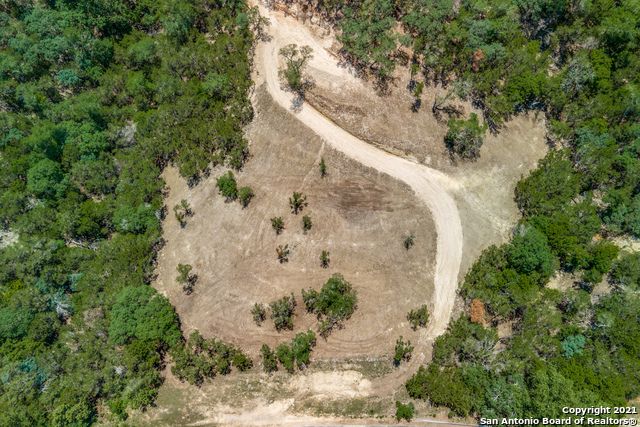 9556 E Ranch Rd #337, Vanderpool, TX 78885