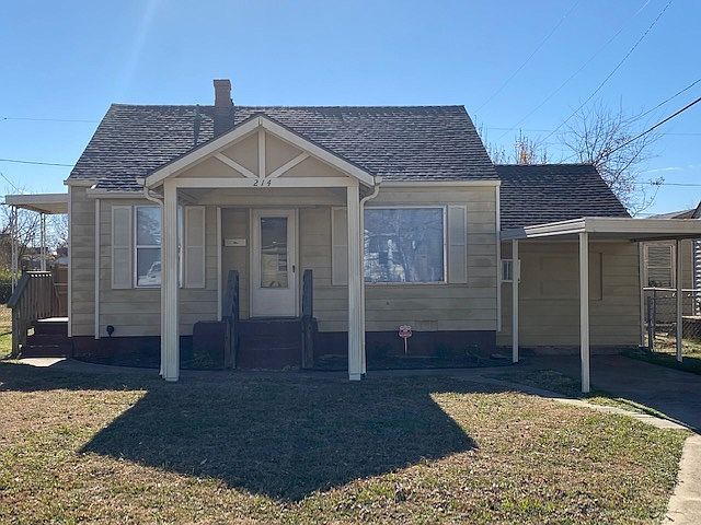 214 W Ercoupe Dr, Midwest City, OK 73110