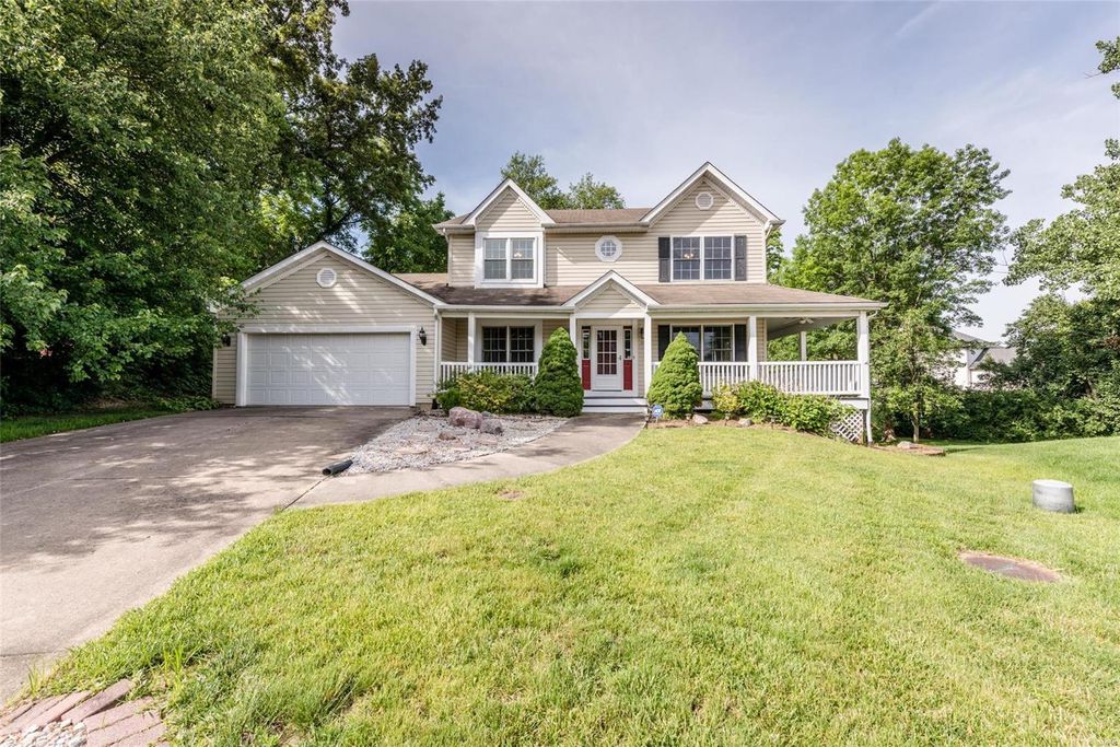 115 Dunwoody Dr, Glen Carbon, IL 5 Bed, 4 Bath SingleFamily Home