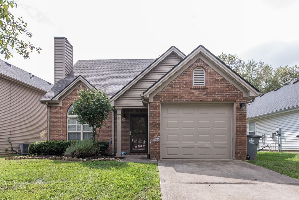 2212 Prescott Ln, Lexington, KY 40511