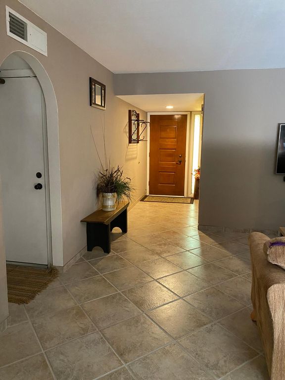 941 W Kiowa Ave, Mesa, AZ 85210
