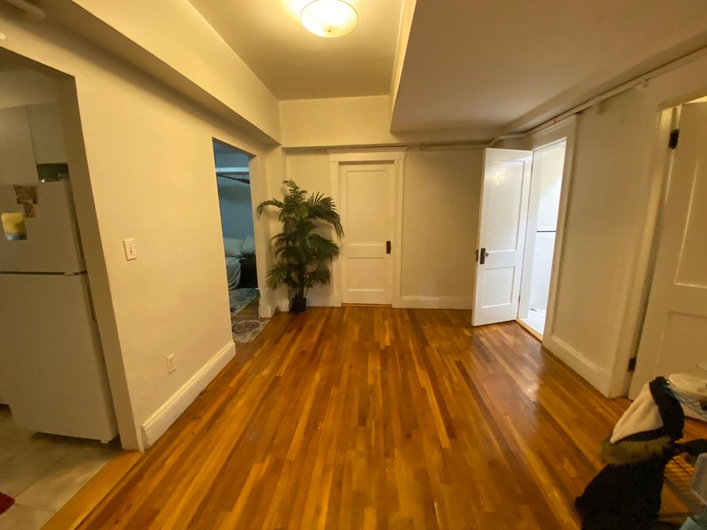 1558 Massachusetts Ave #57, Cambridge, MA 02138