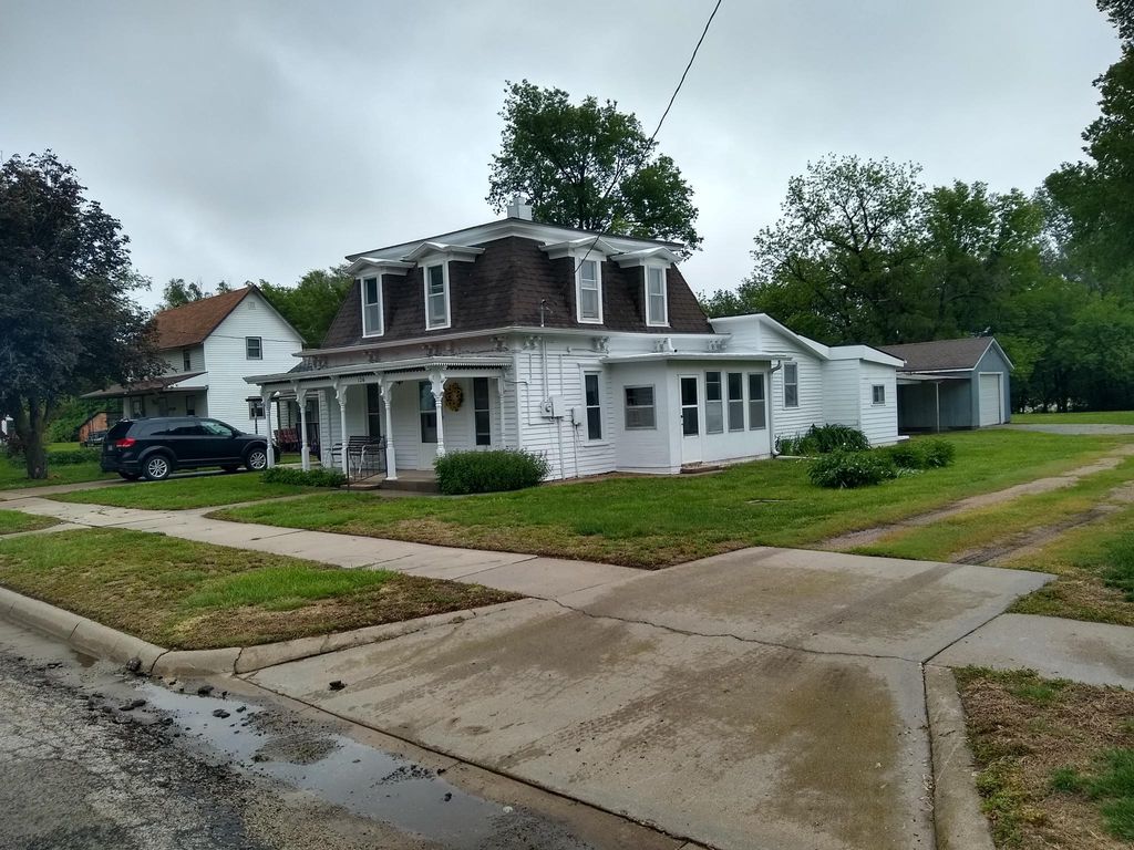 126 S Railroad Ave, Clyde, KS 66938 Trulia