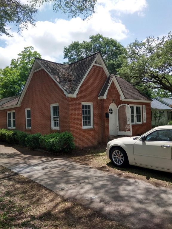 2917 Avenue I, Bay City, TX 77414