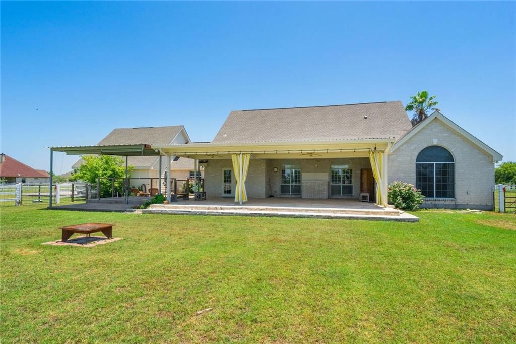 512 Colorado Dr, Cedar Creek, TX 4 Bed, 3 Bath SingleFamily Home 28 Photos Trulia