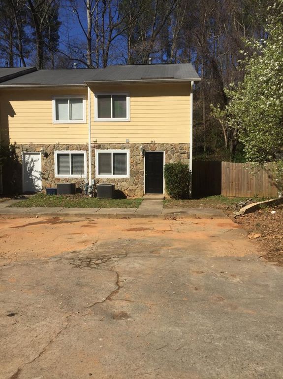 566 Northridge Crossing Dr, Sandy Springs, GA 2 Bed, 2.5 Bath