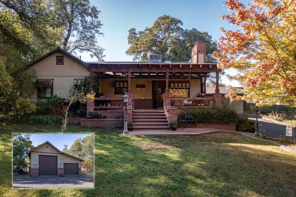 1162 Arizona St, Redding, CA 96002