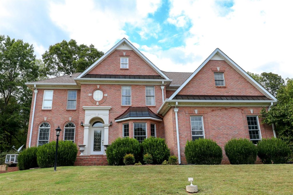 3414 Gregory Rd, Cedar Hill, TN 4 Bed, 4 Bath SingleFamily Home 38