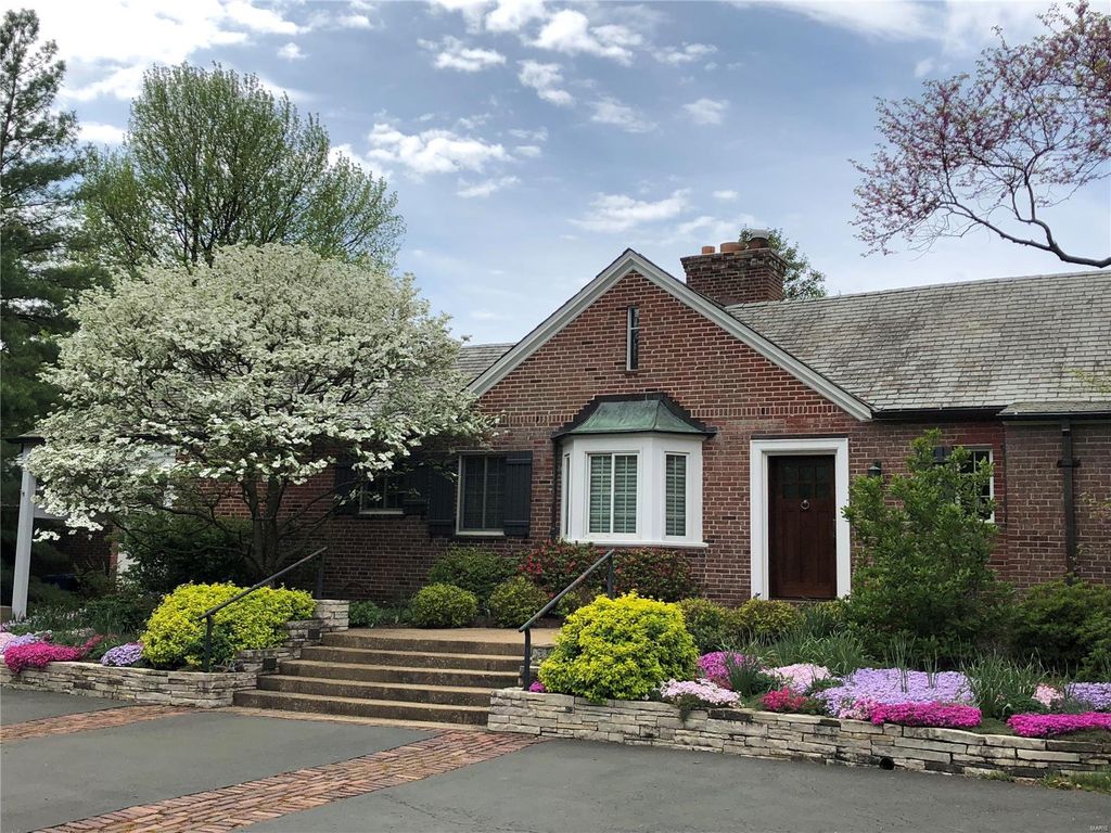 9612 Old Bonhomme Rd, Saint Louis, MO 63132 Trulia