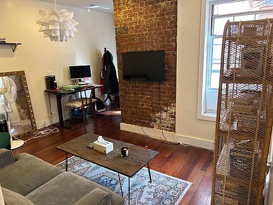 117 S  4th St   #8, Brooklyn, NY 11249