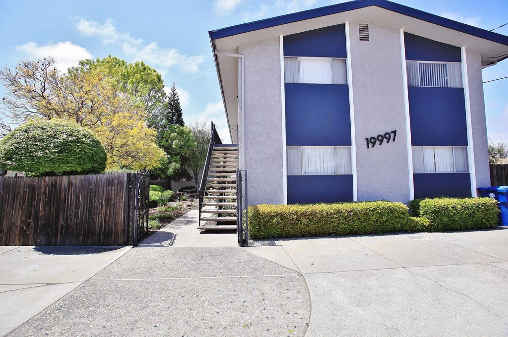 19997 Anita Ave #6, Castro Valley, CA 94546