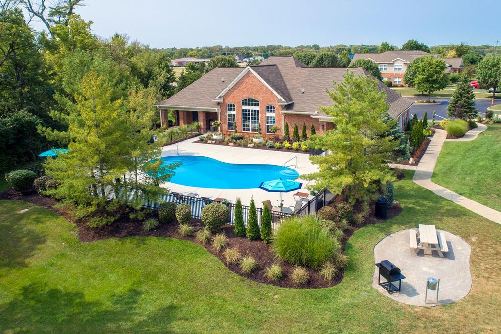 801 Cold Water Dr, Monroe, OH 45050
