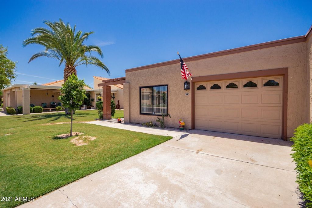 294 Leisure World, Mesa, AZ 85206