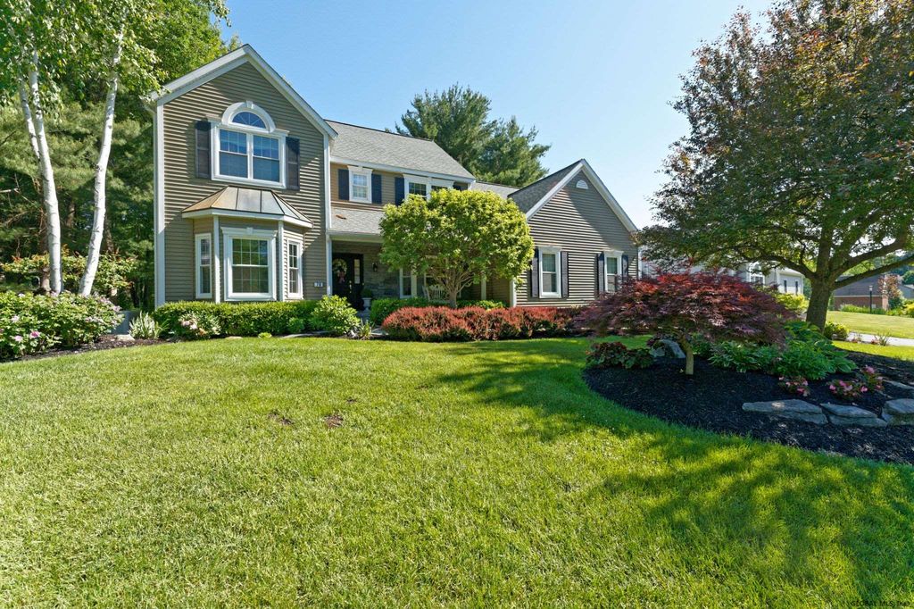 70 Springfield Dr, Voorheesville, NY 4 Bed, 3 Bath 47 Photos Trulia